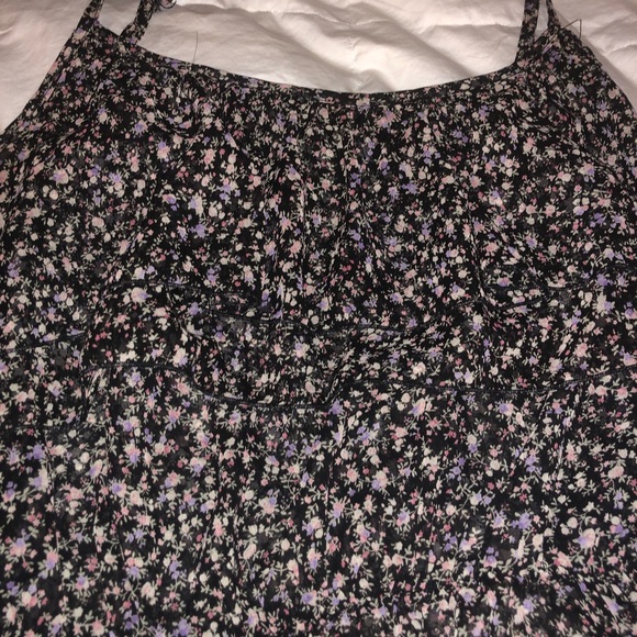 Floral Tank - Picture 3 of 4